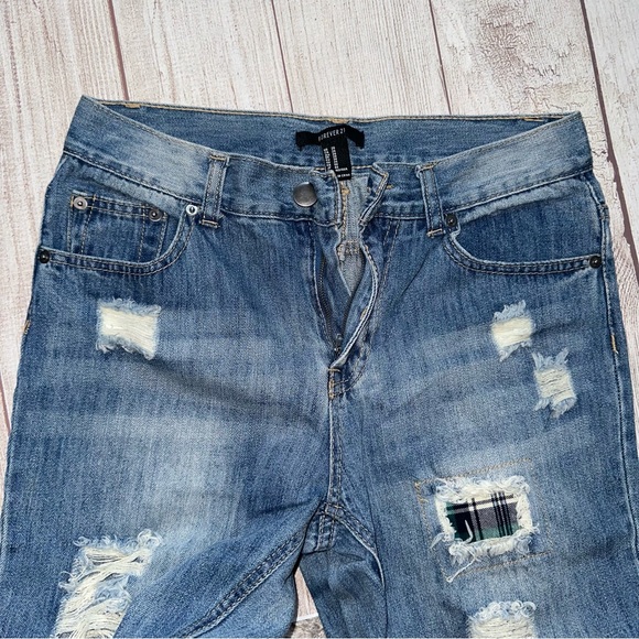 Distressed Ankle Jeans - Picture 5 of 8